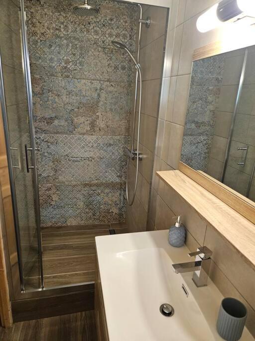 Studio A 100 Metres Du Depart Des Pistes De Ski Ла-Саль-лез-Альп Экстерьер фото